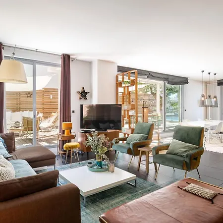 L'olivier - Contemporary House * Лион