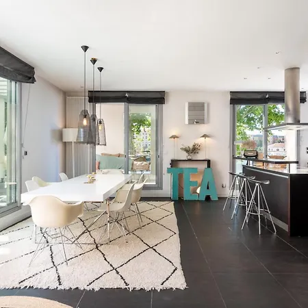 Semesterbostad L'olivier - Contemporary House